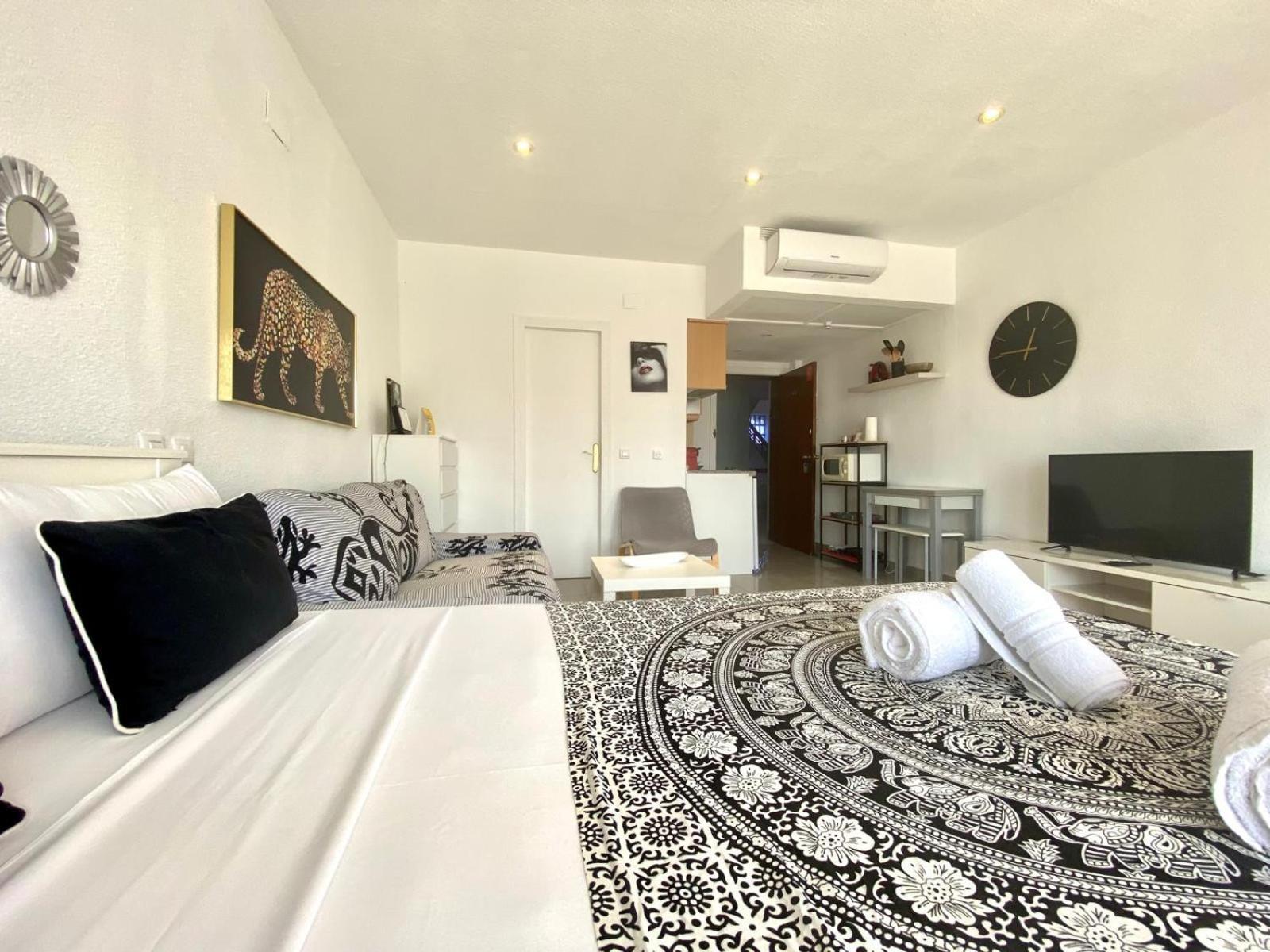 Riscal 6 By United Renters Apartment Аликанте Екстериор снимка